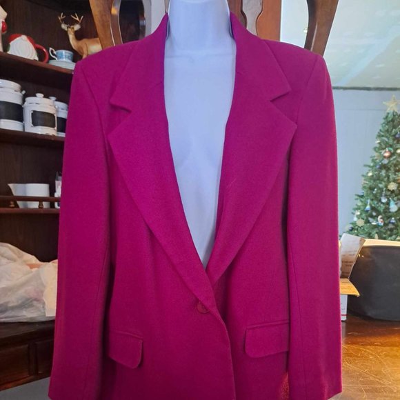 Kimberly Bennett Jackets & Blazers - Vintage Kimberly Bennett Blazer 100% Merino Wool - Fuchsia